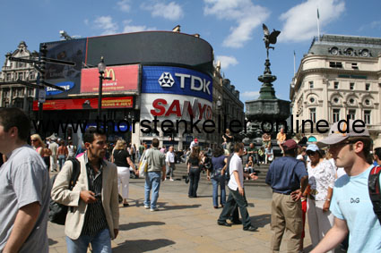 2082_London_Piccadilly Circus