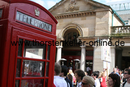 2105_London_Phone Booth@Covent Garden