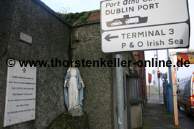 0004_Irland_Dublin_Hafenmadonna