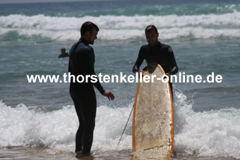 9555_Praia do Tonel_Surfer