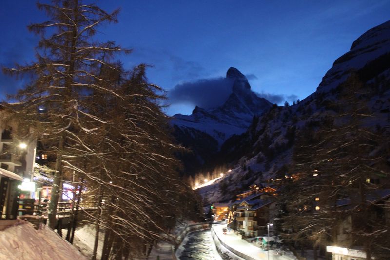 9324_Matterhorn am Abend