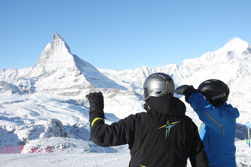 9725_Skifahrer am Matterhorn